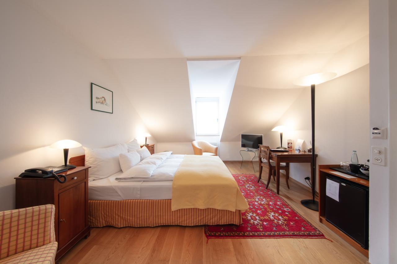 Hotel Restaurant Au Sauvage Fryburg Zewnętrze zdjęcie